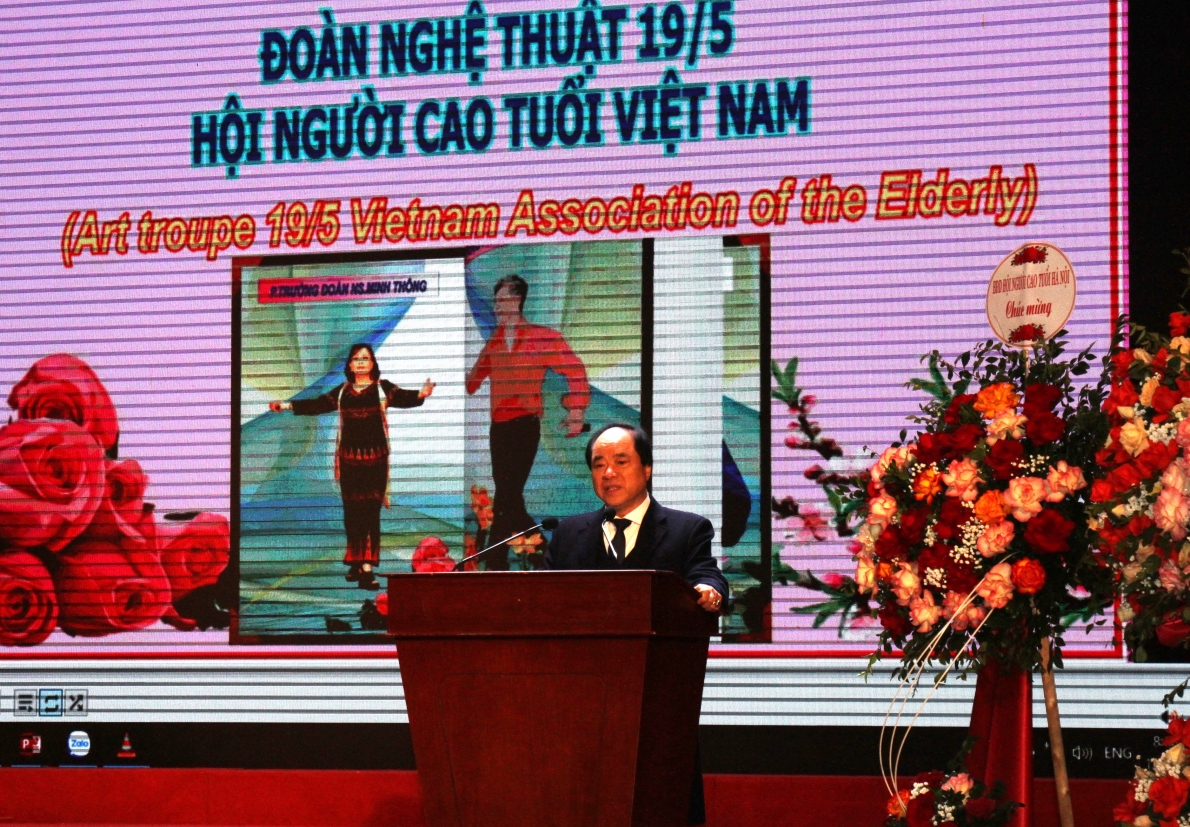 Phó Chủ tịch Trương Xuân Cừ phát biểu