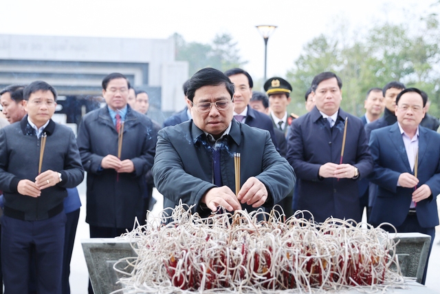 Thủ tướng Phạm Minh Chính dự lễ khánh thành Cảng Hàng không Điện Biên và tuyên bố khánh thành 3 công trình trọng điểm quốc gia