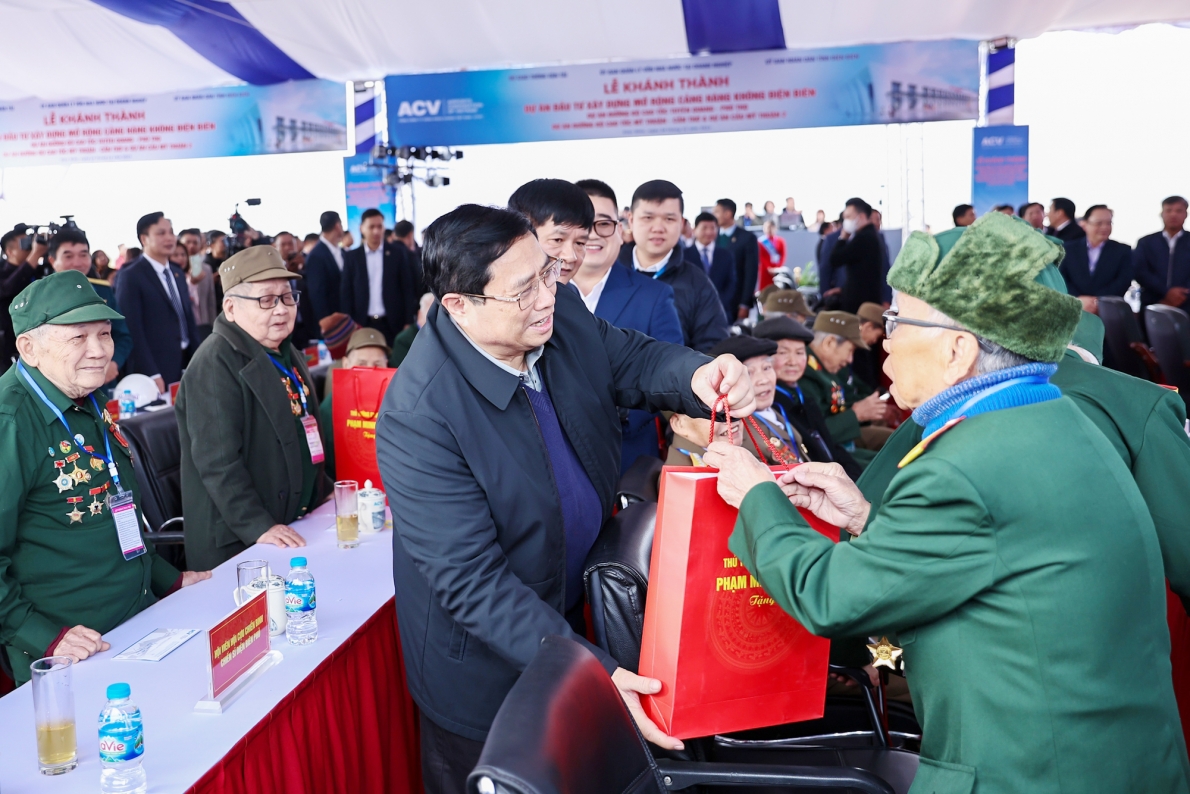 Thủ tướng Phạm Minh Chính dự lễ khánh thành Cảng Hàng không Điện Biên và tuyên bố khánh thành 3 công trình trọng điểm quốc gia