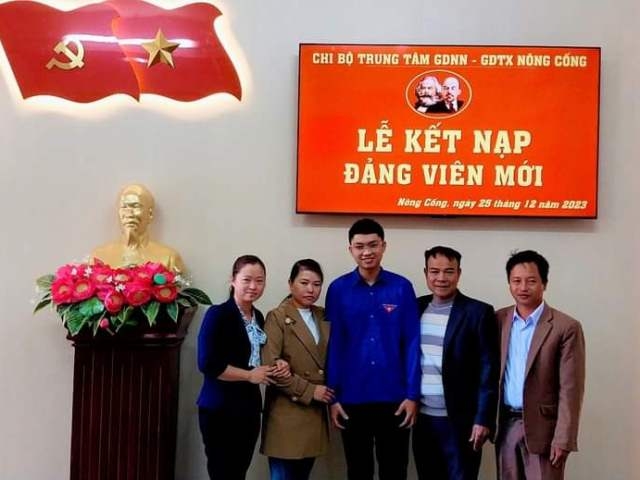 Học sinh Cao Bá Độ ba năm học liên tiếp đoạt 3 giải cao tại kỳ thi chọn học sinh giỏi cấp tỉnh khối GDTX cấp THPT