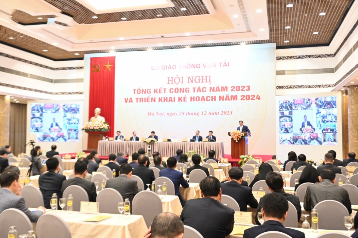 Bộ Giao thông vận tải hoàn thành xuất sắc các nhiệm vụ nặng nề được giao