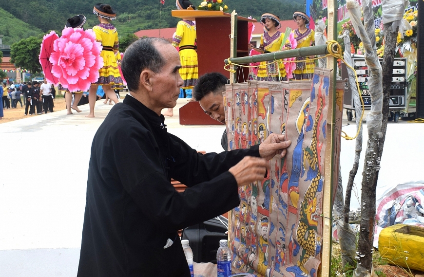 Ông Lỷ A Sáng là người có công trong việc bảo tồn văn hóa Sán Chỉ