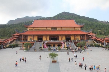 UBND tỉnh Quảng Ninh thông tin việc chùa Ba Vàng tổ chức rước, chiêm bái 