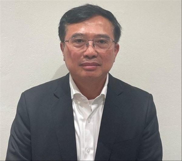 Khởi tố, bắt tạm giam cựu Thứ trưởng Bộ Công Thương Hoàng Quốc Vượng