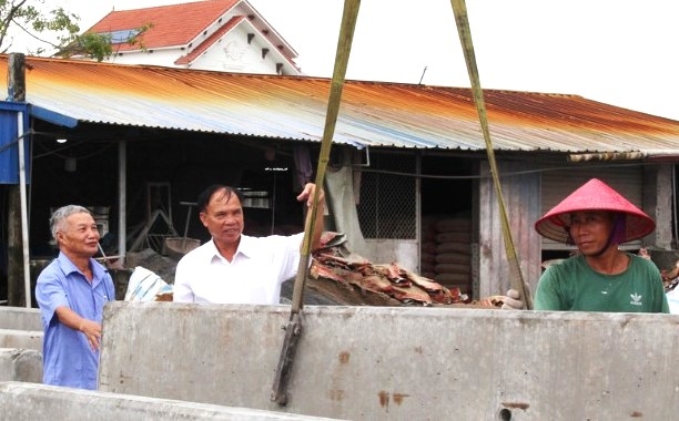 Doanh nhân cao tuổi khởi nghiệp thành công từ nghề làm đá