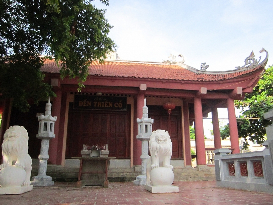 Đền Thiên Cổ biểu tượng cho sự học thời Hùng Vương.