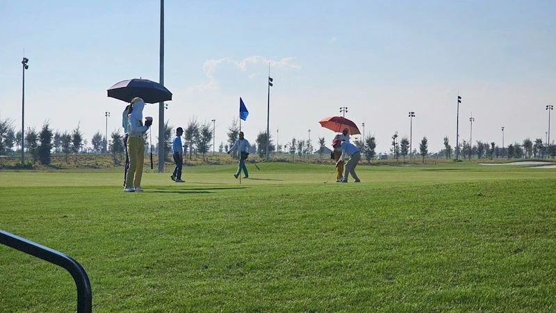 Bắc Ninh cho thôi chức vụ đối với Giám đốc Sở đi đánh golf trong giờ hành chính