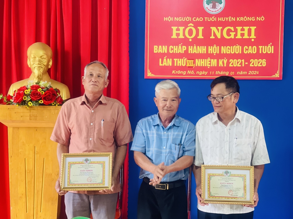 Tích cực chăm lo đời sống hội viên người cao tuổi