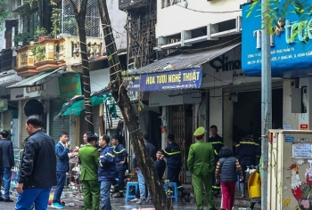 Thủ tướng Chính phủ yêu cầu khẩn trương điều tra làm rõ nguyên nhân vụ cháy tại phố cổ Hà Nội