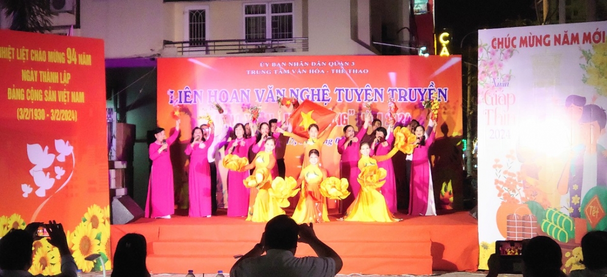 Liên hoan văn nghệ quần chúng “Mừng Xuân - Mừng Đảng” năm 2024