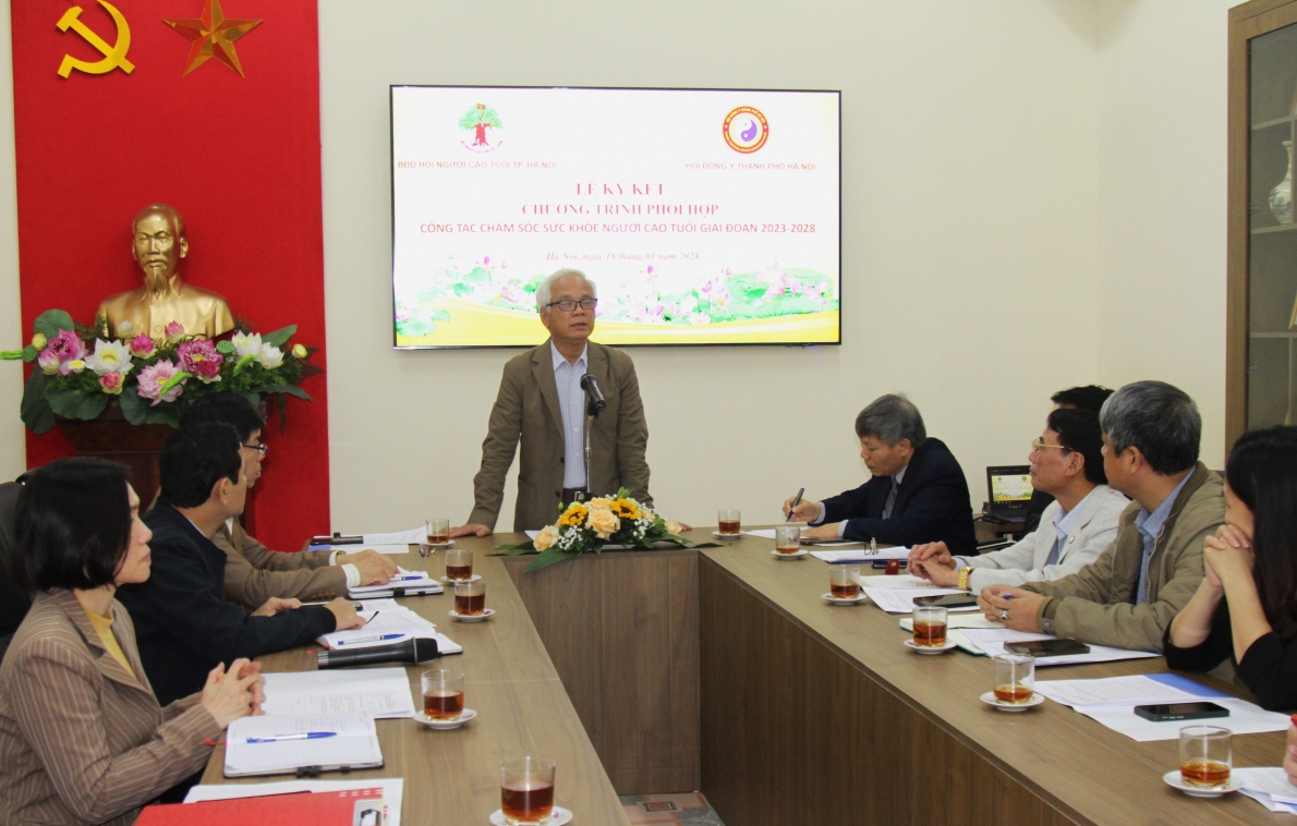 Ông Nguyễn Thế Toàn phát biểu