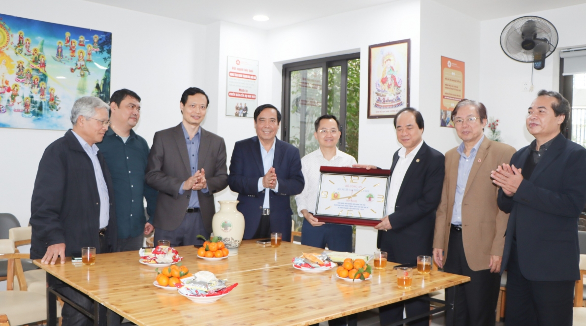 Phấn đấu xây dựng Viện dưỡng lão là ngôi nhà thứ 2 của người cao tuổi