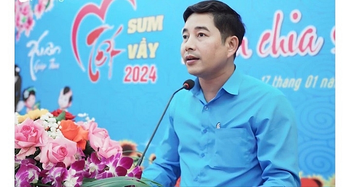  Chủ tịch Công đoàn ngành Giáo dục Nghệ An thầy Đặng Văn Hải phát biểu tại chương trình Tết sum vầy Xuân 2024.