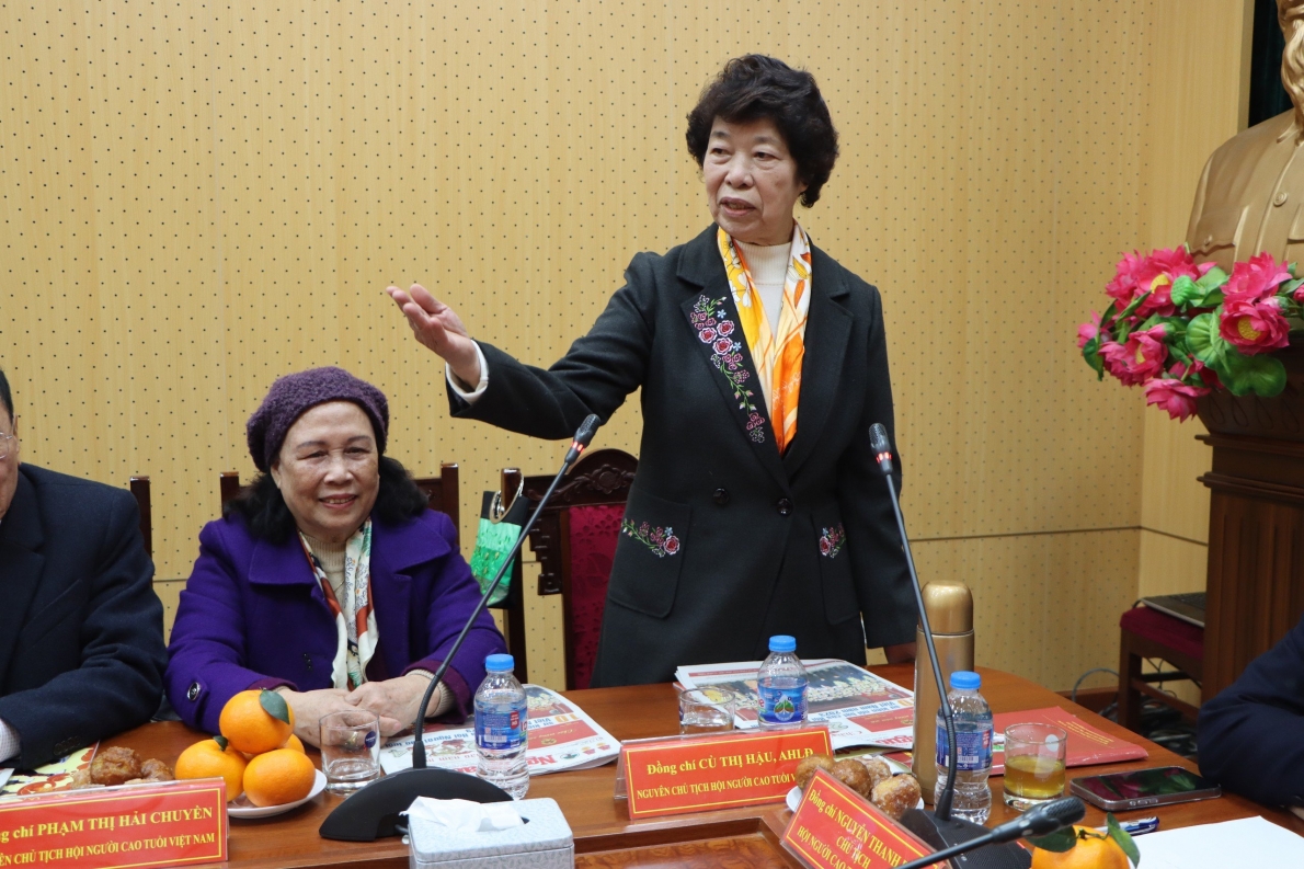 Buổi gặp mặt tri ân cán bộ hưu trí nhân dịp đón Tết Nguyên đán Giáp Thìn 2024