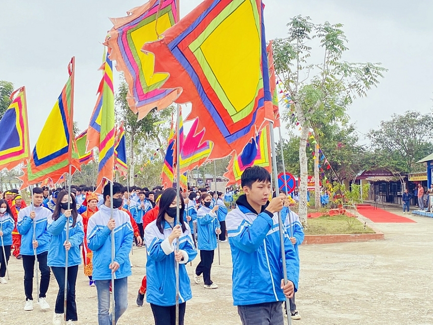 Lễ Thượng nêu tại tòa thành đá hơn 600 năm tuổi