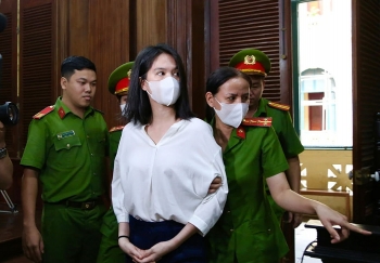 Trần Thị Ngọc Trinh bị tuyên phạt 1 năm tù treo