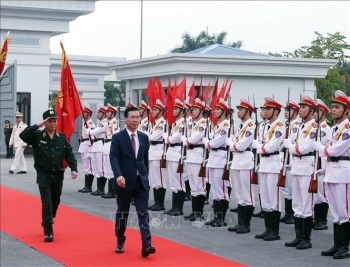 Chủ tịch nước chúc Tết cán bộ, chiến sĩ Bộ Tư lệnh Cảnh sát Cơ động