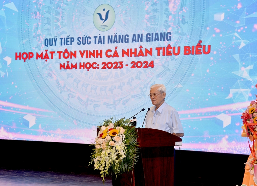 Quỹ Tiếp sức Tài năng tỉnh An Giang: Họp mặt tôn vinh cá nhân tiêu biểu năm học 2023 - 2024