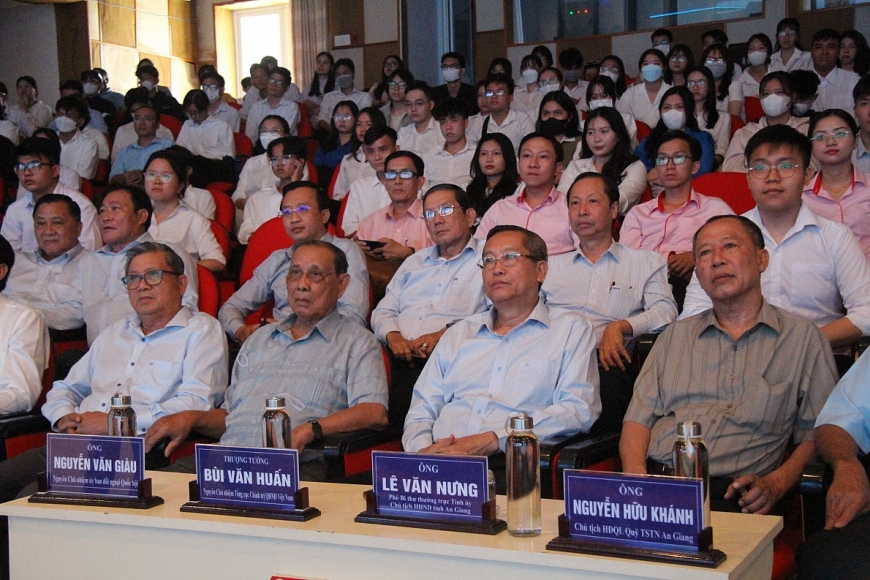 Quỹ Tiếp sức Tài năng tỉnh An Giang: Họp mặt tôn vinh cá nhân tiêu biểu năm học 2023 - 2024