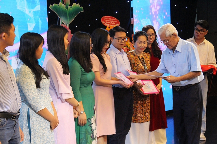 Quỹ Tiếp sức Tài năng tỉnh An Giang: Họp mặt tôn vinh cá nhân tiêu biểu năm học 2023 - 2024