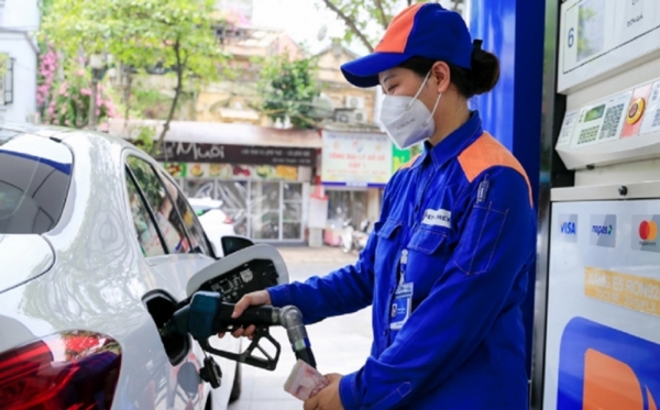 Sau Tết, giá xăng dầu tăng mạnh