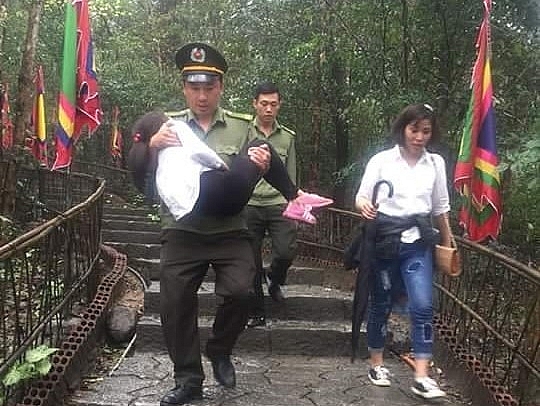 Chuyện về những người quản lí bảo vệ vùng đất Phật