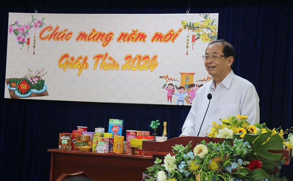 Hội NCT TP. Hồ Chí Minh: Chăm lo tốt NCT trong dịp Tết Giáp Thìn 2024