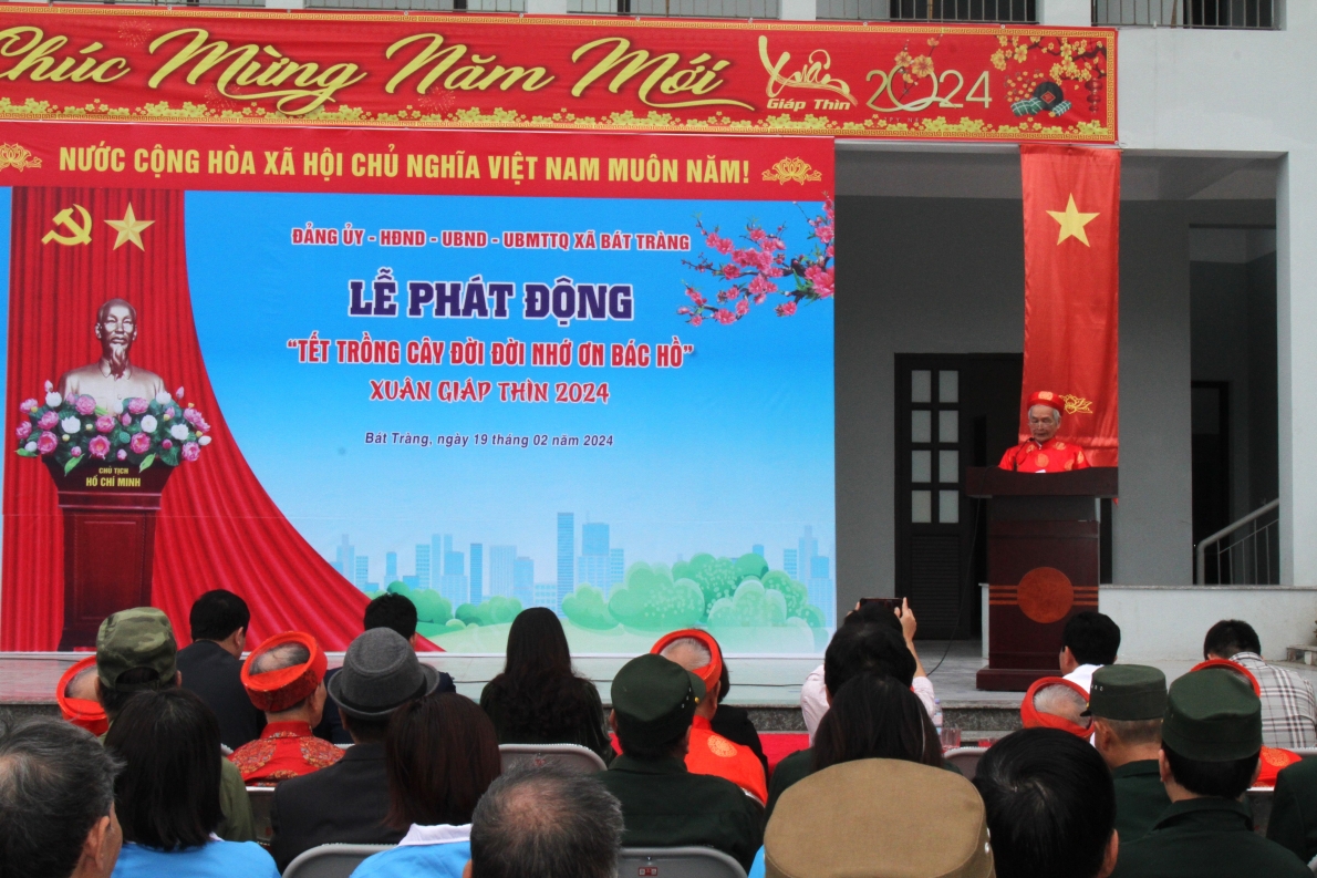 Cụ Nguyễn Tiến Thảo, 82 tuổi phát biểu hưởng ứng