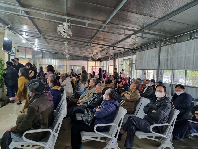 Đổi mới thái độ, phong cách phục vụ, hướng tới sự hài lòng của người bệnh