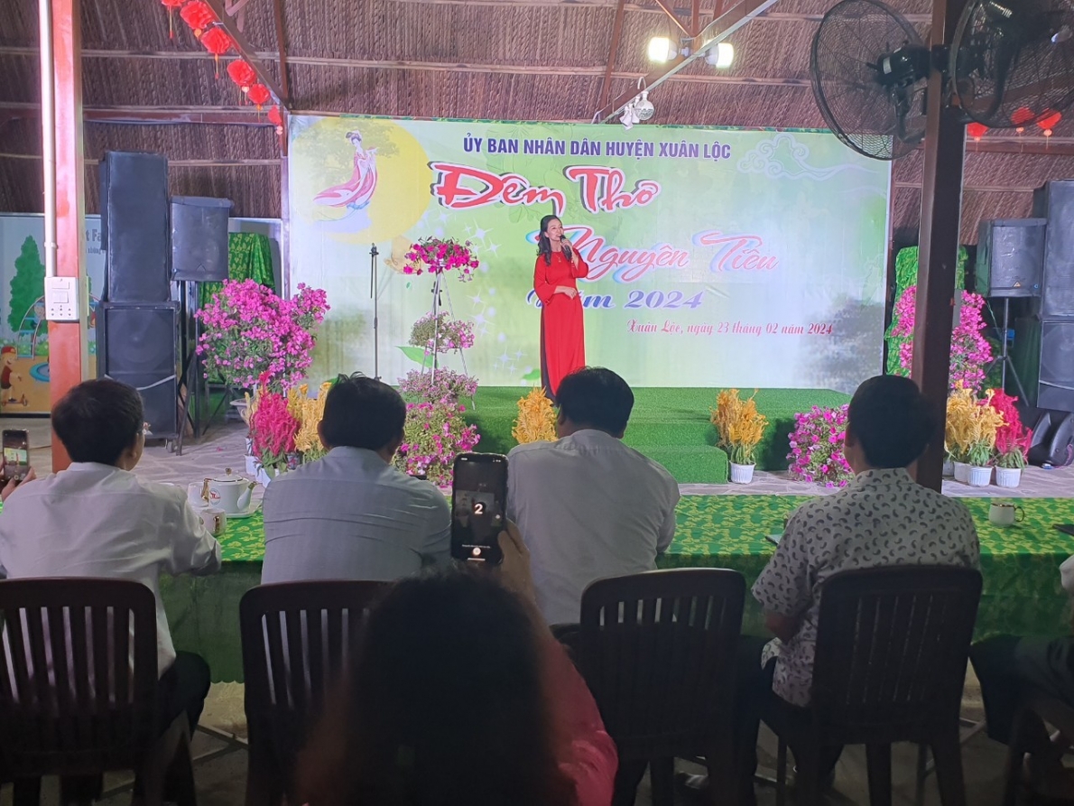 Huyện Xuân Lộc, tỉnh Đồng Nai: Sâu lắng Đêm thơ Nguyên tiêu - Xuân Giáp Thìn 2024