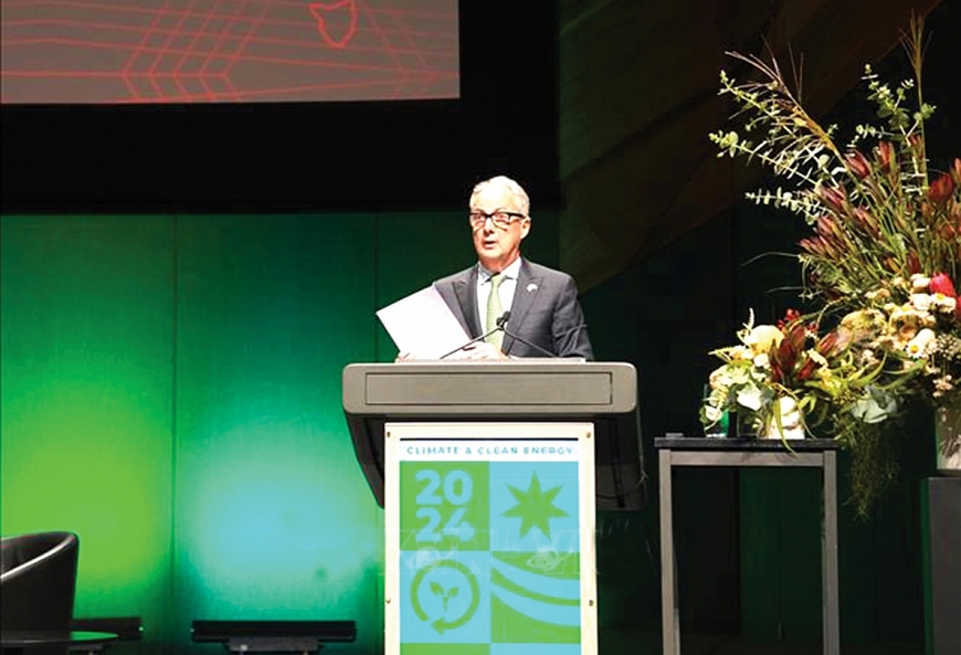 Đặc phái viên về Đông Nam Á của Chính phủ Australia Nicholas Moore phát biểu tại Diễn đàn về khí hậu và chuyển đổi năng lượng sạch.