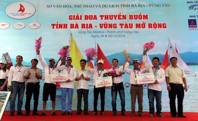 “Việc gì tốt cho dân, cho doanh nghiệp, cần mạnh dạn ủng hộ và tạo điều kiện cho phát triển”