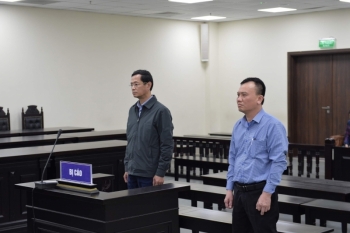 Cựu Giám đốc CDC Hà Nội Trương Quang Việt lĩnh 36 tháng tù treo