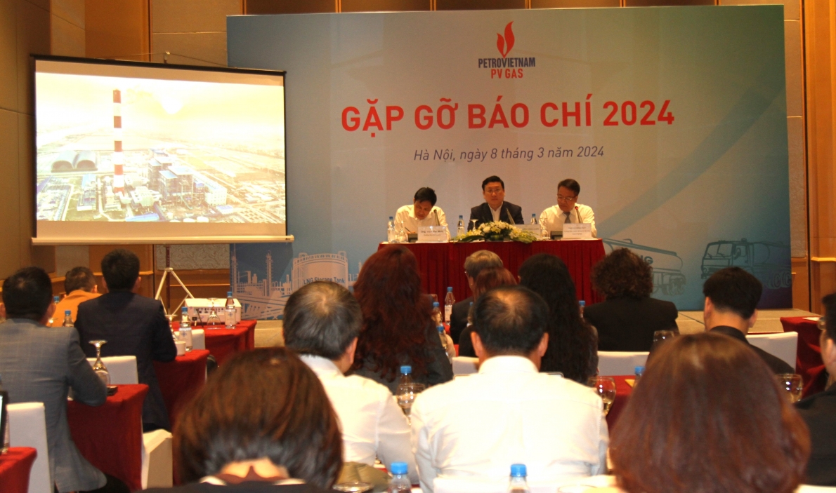 1 Quang cảnh buổi gặp gỡ