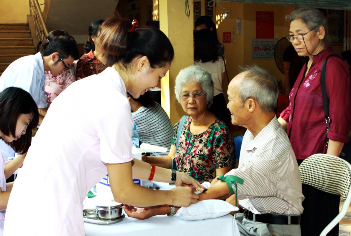 Khám sức khỏe miễn phí cho NCT TP Đà Nẵng