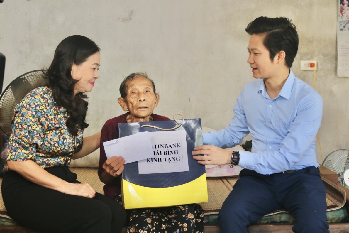 Phát huy tốt vai trò NCT, tích cực tham gia xây dựng hệ thống chính trị ở cơ sở