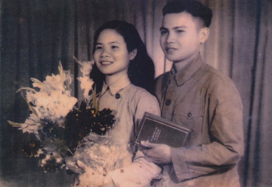 Đôi vợ chồng từng về tiếp quản Thủ đô