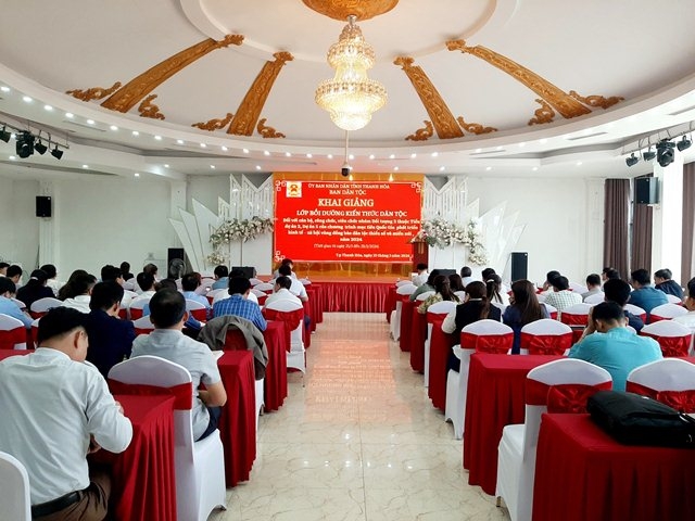 Khai giảng các lớp bồi dưỡng kiến thức dân tộc cho cán bộ, công chức, viên chức năm 2024 (đợt 2).