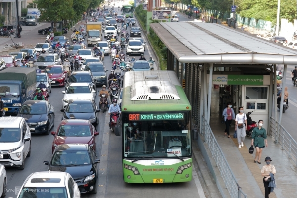 5 tuyến buýt ở Hà Nội dừng hoạt động từ 1/4