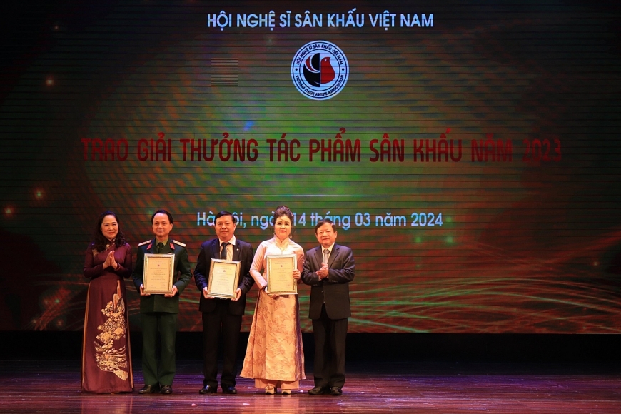 Mất... kết nối!