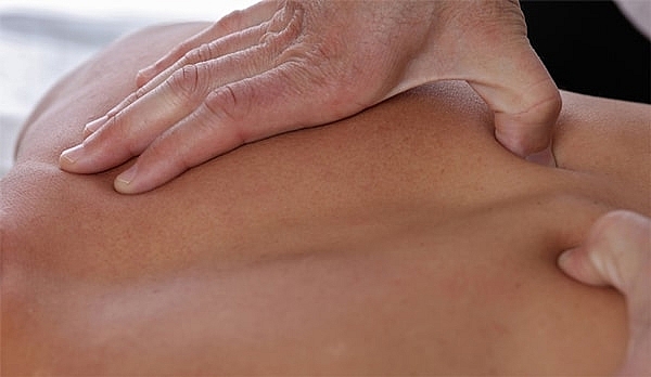 Những lợi ích của bấm huyệt