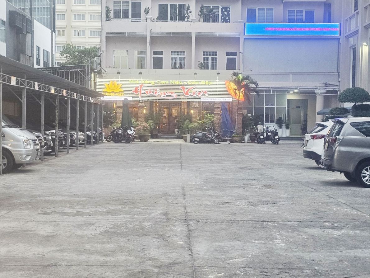 Cơm niêu Hương Việt: Thương hiệu 20 năm tại phố biển Nha Trang