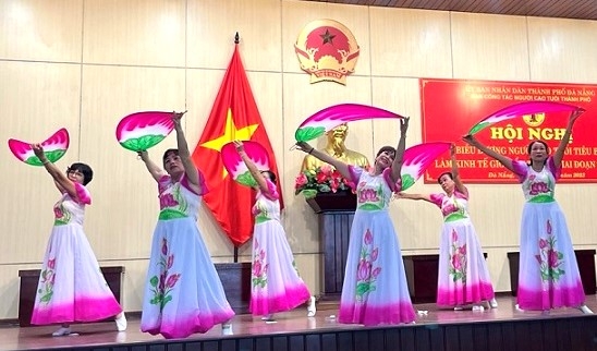 Tiết mục văn nghệ của NCT TP Đà Nẵng