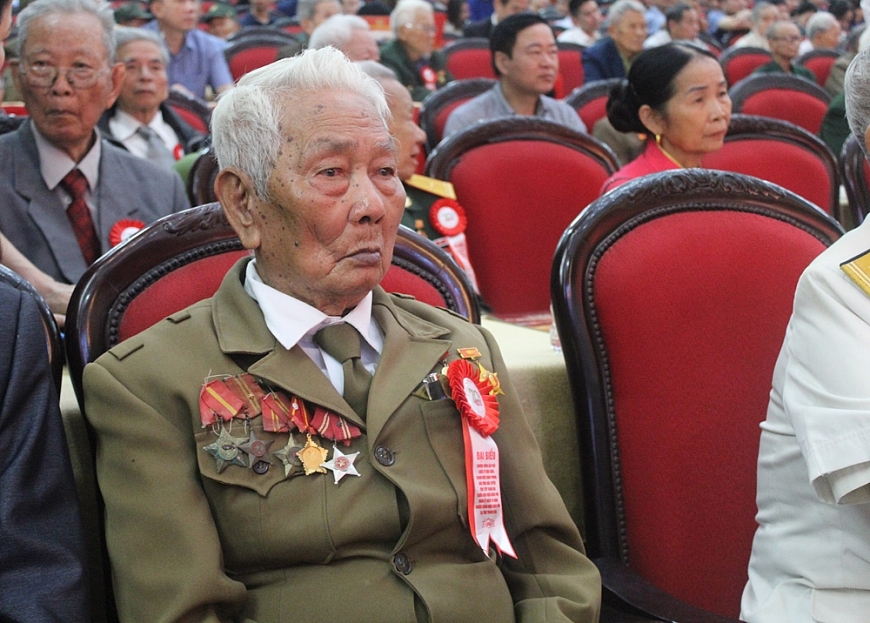 Gặp mặt, tri ân người tham gia chiến dịch Điện Biên Phủ 'lừng lẫy năm châu'