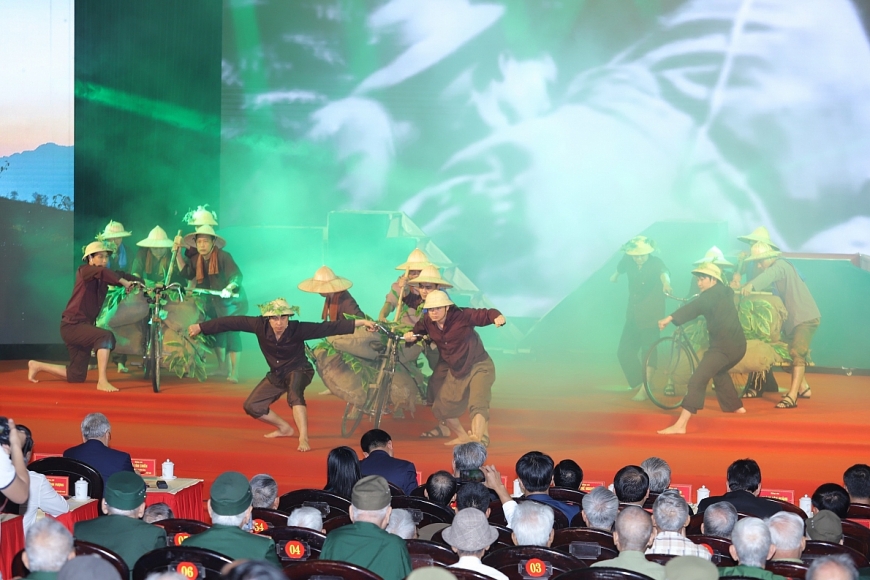 Gặp mặt, tri ân người tham gia chiến dịch Điện Biên Phủ 'lừng lẫy năm châu'