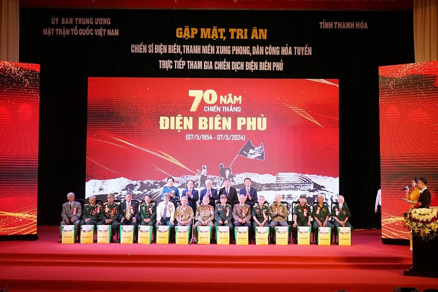 Chương trình gặp mặt, tri ân chiến sĩ Điện Biên tại Thanh Hóa