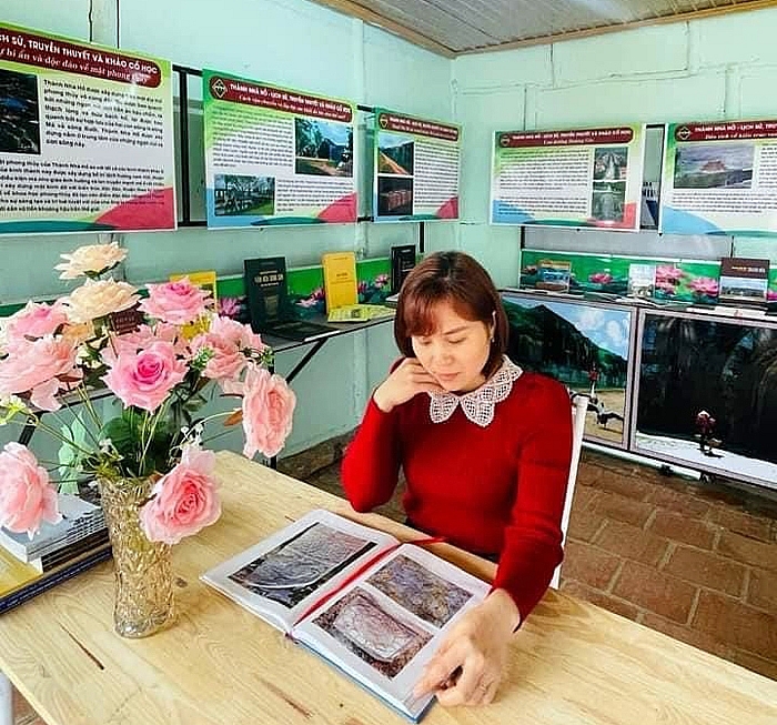 Không gian đọc miễn phí tại di sản Thành nhà Hồ