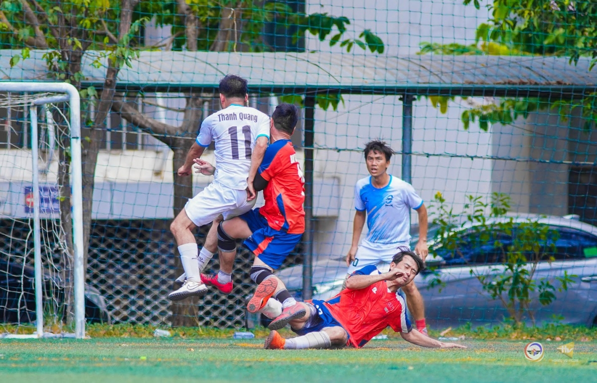 Giải Bóng đá Hiệp hội các doanh nghiệp miền Nam - Tranh Cúp JBN lần thứ Nhất