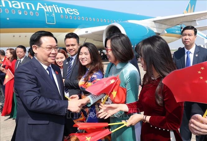 Chủ tịch Quốc hội Vương Đình Huệ thăm thành phố Thượng Hải