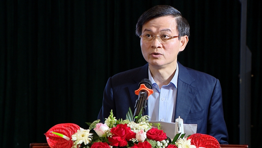 Đồng chí Bí thư Tỉnh ủy Đoàn Minh Huấn phát biểu tại Hội thảo